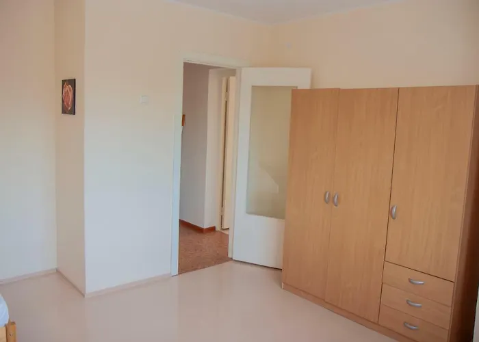 Pirni شقة تالين